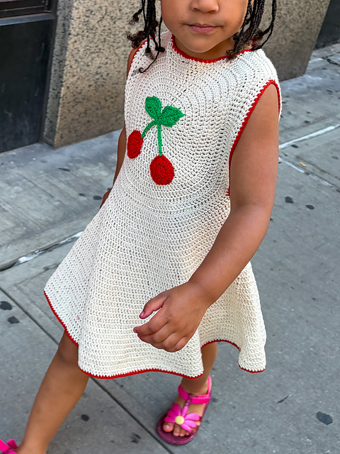 The Mon Chérie Girls Dress