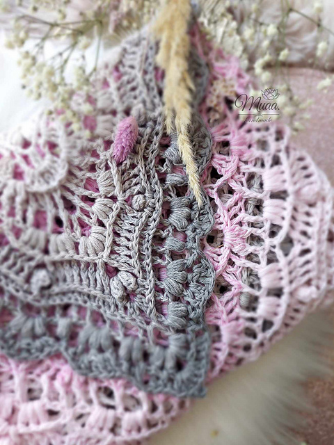 Chusta Lucy / Lucy Shawl