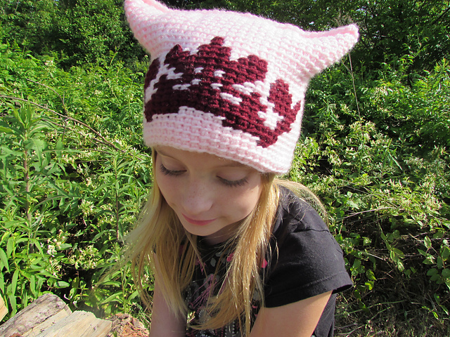Crown Graph Hat