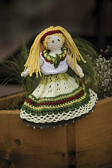 Coco Holly