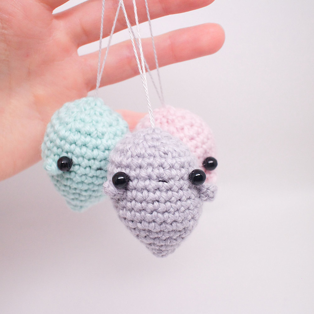 Mini Amigurumi Ghost Ornament