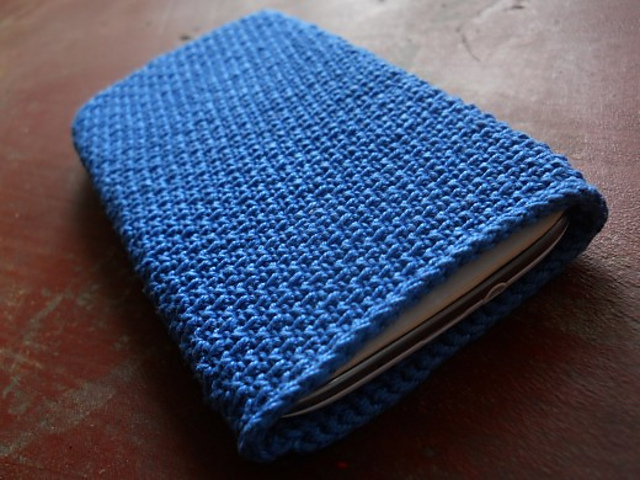 Donna's Phone Cozy #5