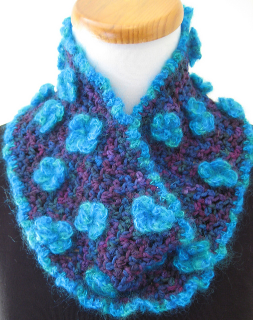 Little Flowers Cowl