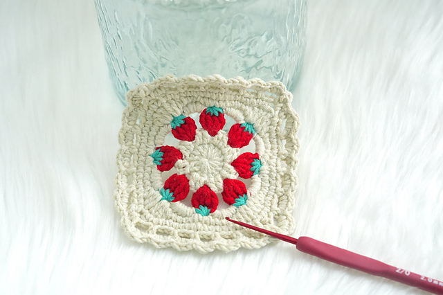 Strawberry Granny Square