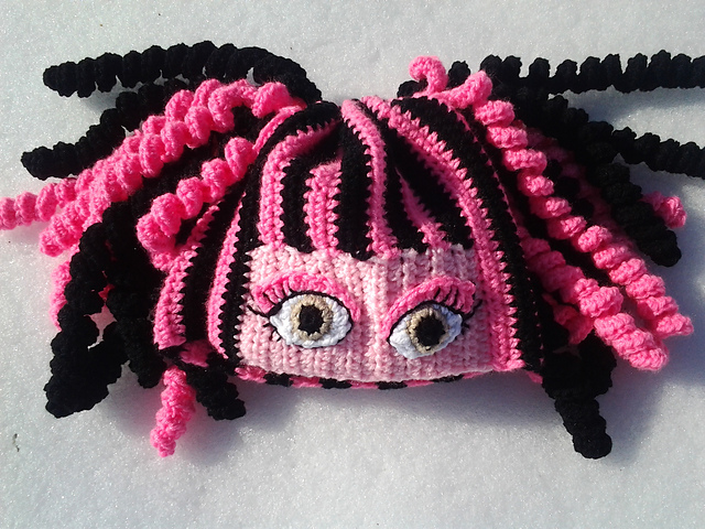 Teen Monsters Vikki Vampire