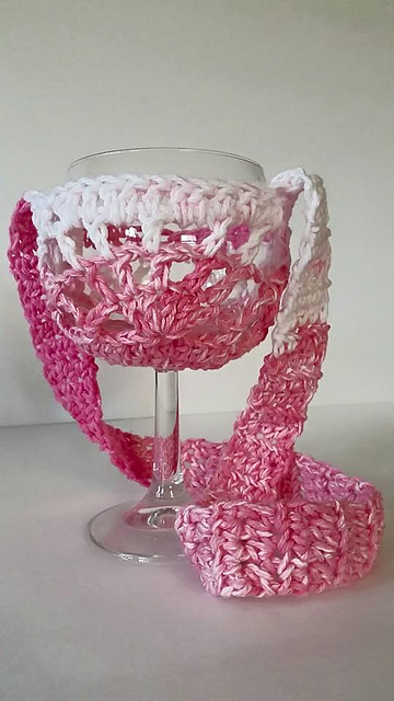 Fan-Tastic Wine Glass Holder