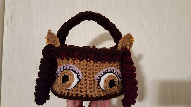 Wendy Wolf Basket
