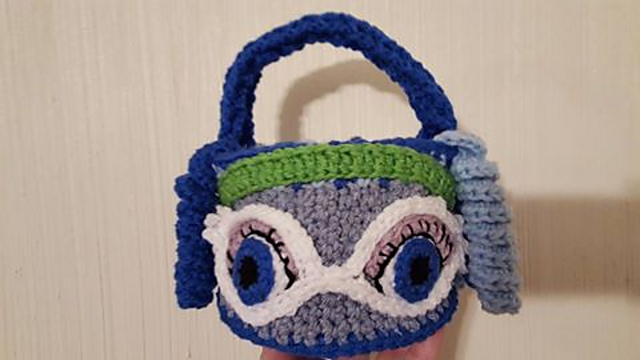 Polly Geist Basket