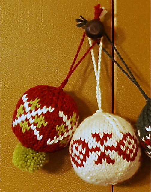 Knitted Christmas Ornaments