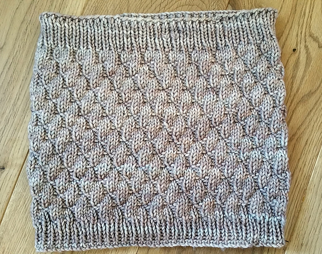 Laura's Cosy Cornish Cowl