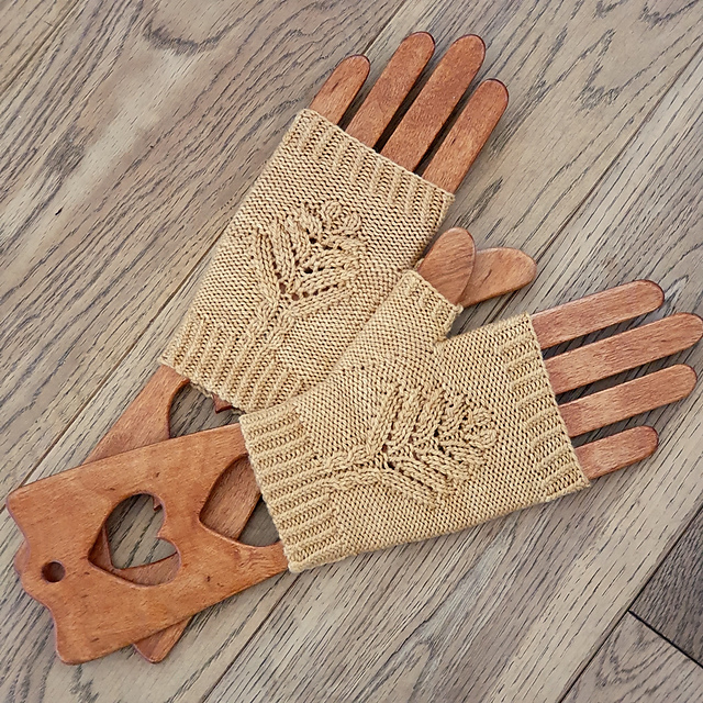 Forest Walk Mitts