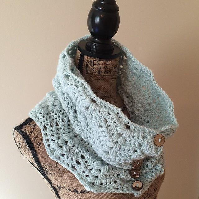 Wheat Berry Button-up Cowl