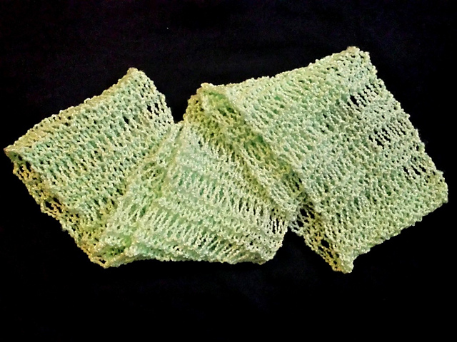 Light & Lacy Infinity Cowl