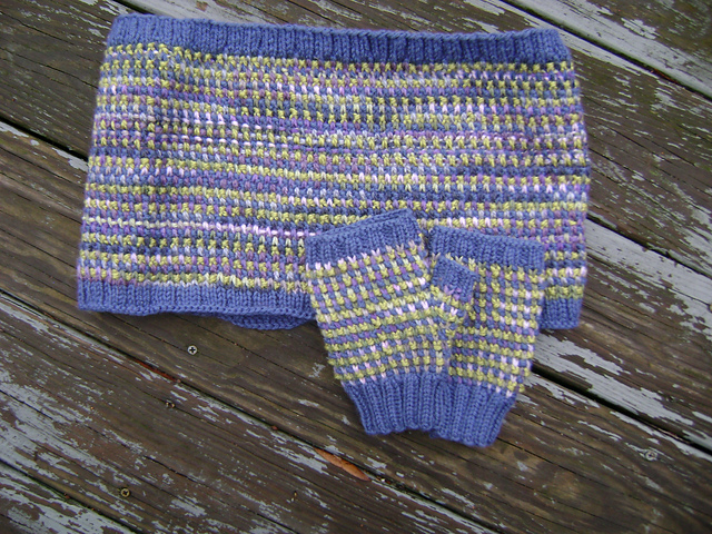 F618 Slip Stitch Cowls