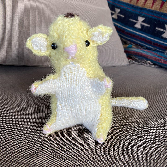 p.23 Japanese dormouse ヤマネ
