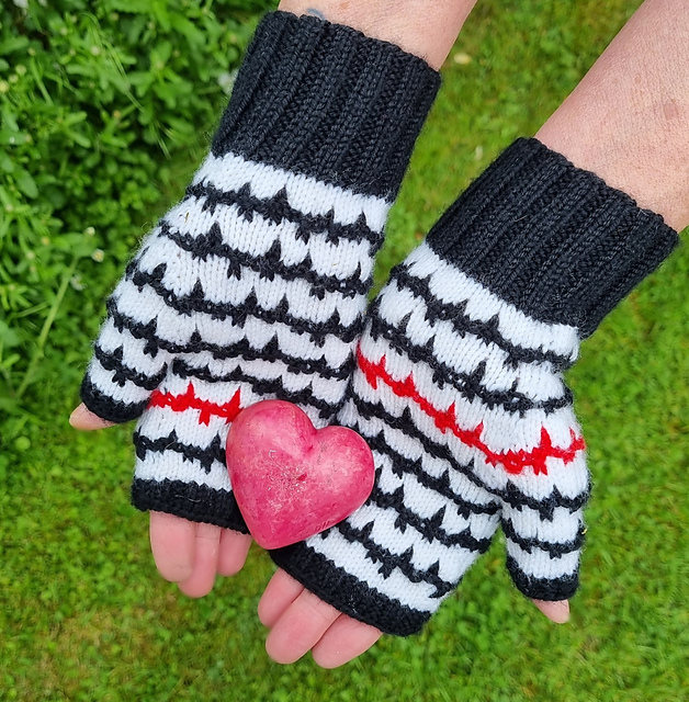 Heartbeat Mitts