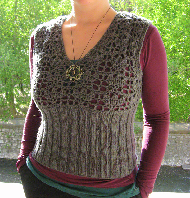 Grey vest / Серая безрукавка