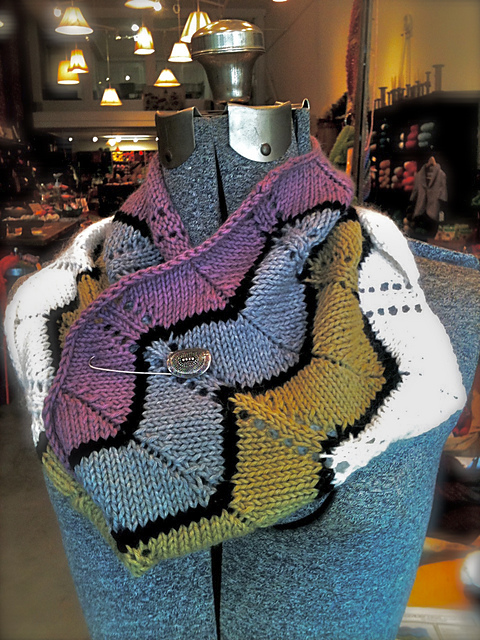 Chevron Cowl