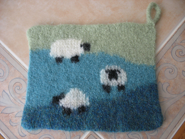 Grazing Sheep Bag