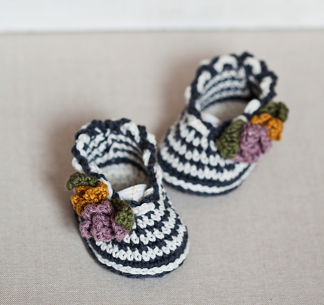 Striped Flower Bouquet Shoes