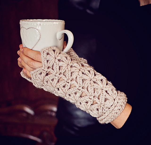 Flower Fingerless Gloves