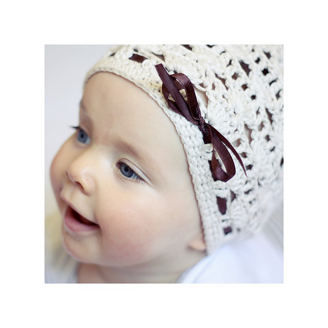 Shell Motif Hat