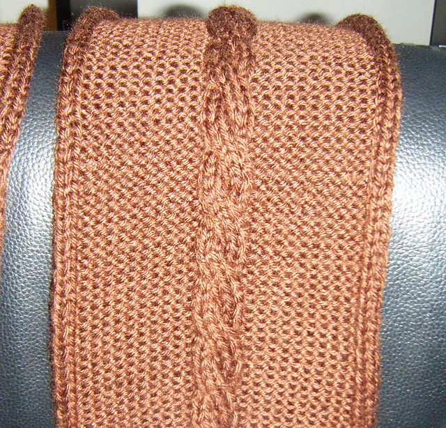 Simple Cable Scarf