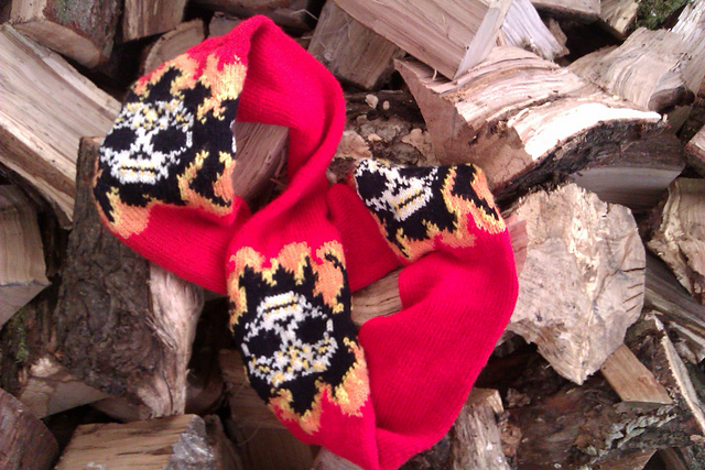 Flaming Skull Scarf