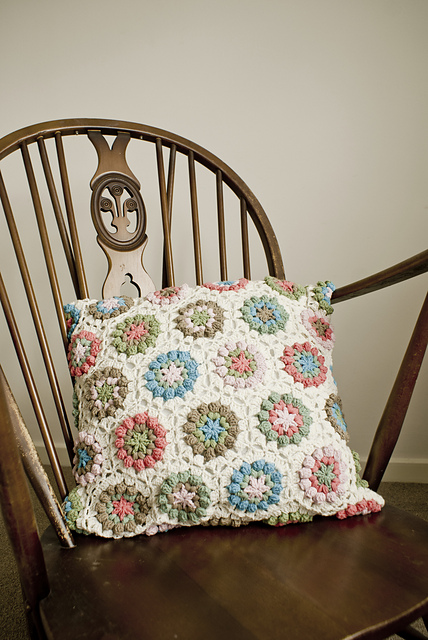 Olive Cushion
