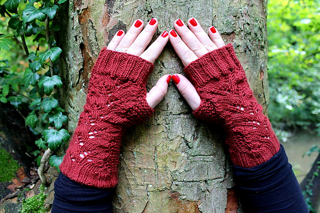 Elm Gloves