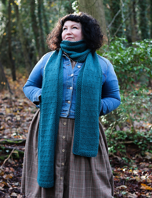 Cosy scarf or cowl
