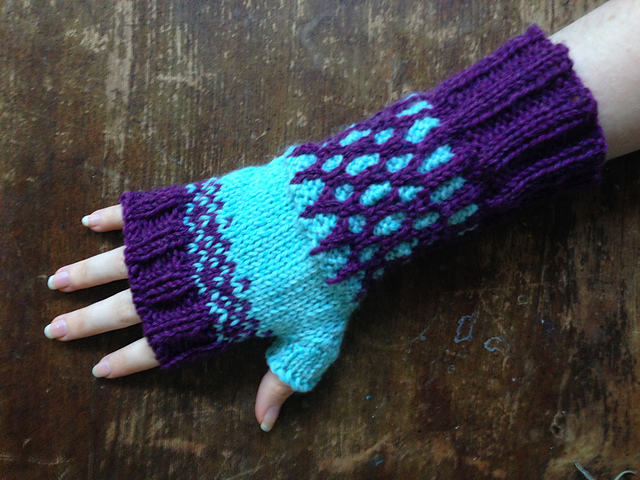 Pool Gloves
