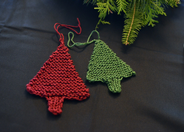 Simple Tree Ornaments
