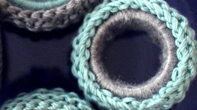 Napkin Rings in Seed Stitch