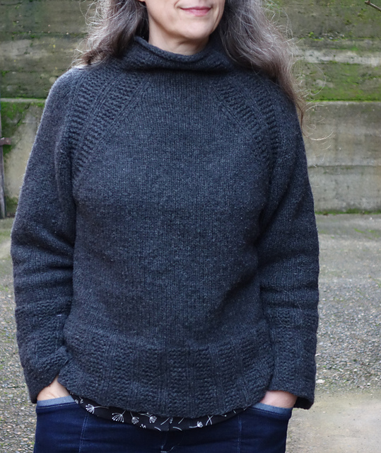 # 02 Raglan Sweater with Rib Pattern