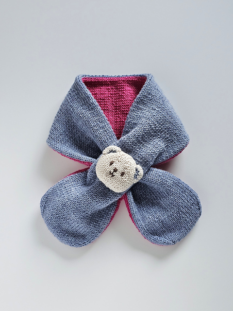 Two Colored Bear Scarf