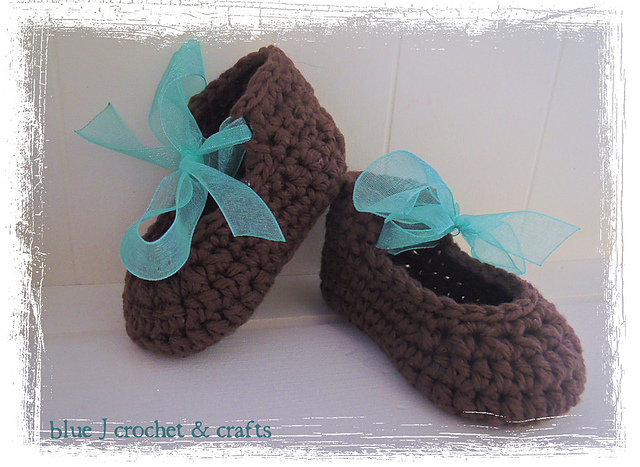 Baby Shower Ribbon Booties