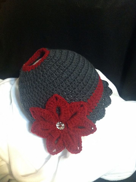 Roaring 20s Cloche Messy Bun Hat