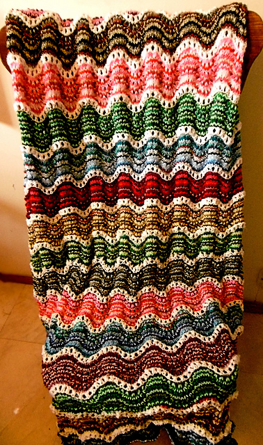 Ripples and Waves Blanket