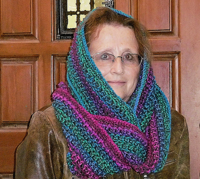 Gladys Textured Cowl