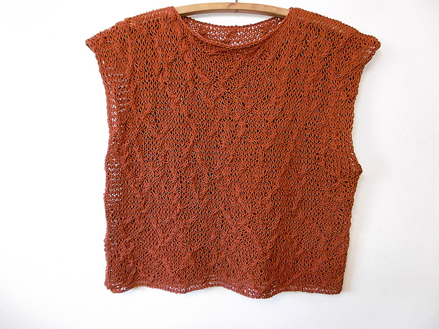 Random Cables Tee Top