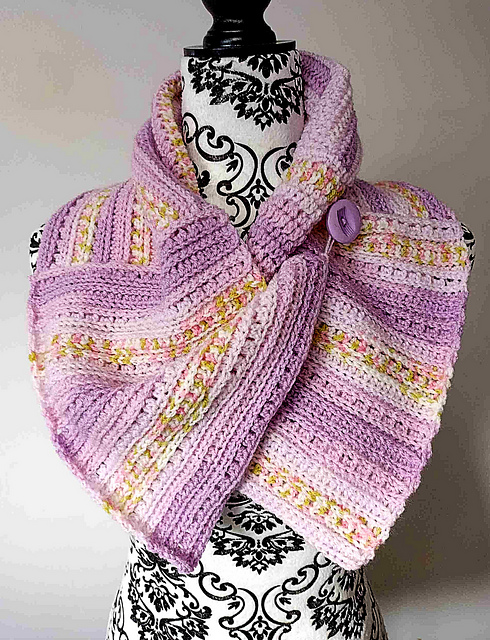 Chained Buttoned Cowl