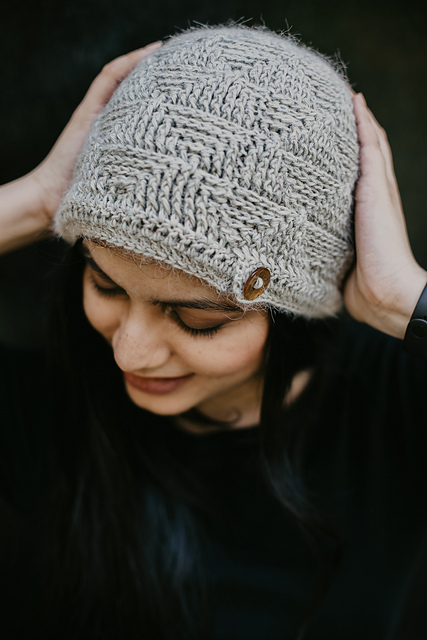 White Calm Hat