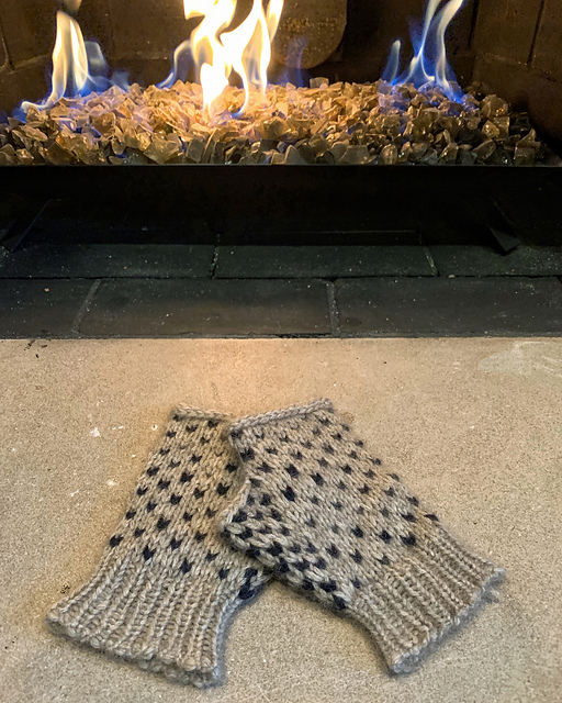 Speckled Mitts