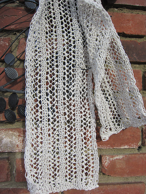 Reversible One Row Lace Scarf