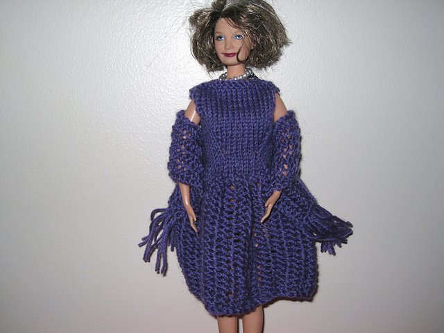 The Full-Skirted Dress with Matching Stole