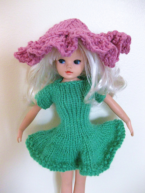 Dress and Picture Hat Crown