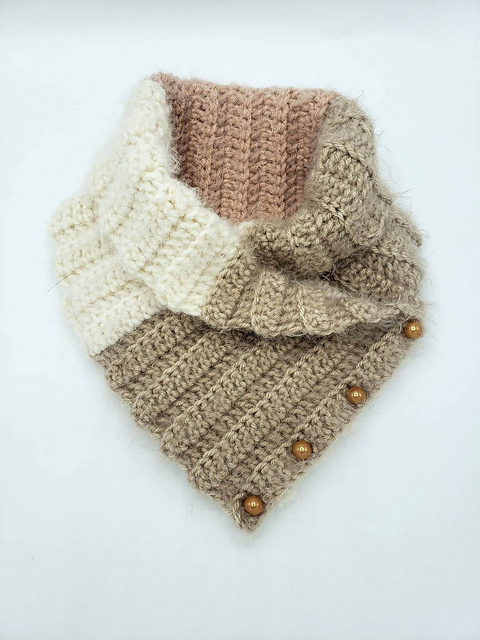 Neapolitan Pearls Cowl