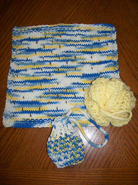 Sharon's Eyelet Facecloth 