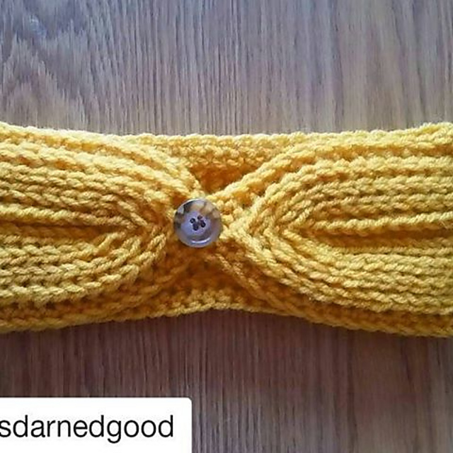 Knot Knitted Headband